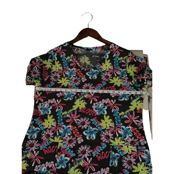 Zoe + Chloe Womens Floral & Woof Print Scrub Top M - Picture 5 of 6